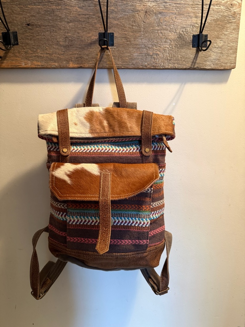 MYRA KITSCHY Cowgirl Southwest Boho Backpack Large Bag Cowhide Animal Print EUC